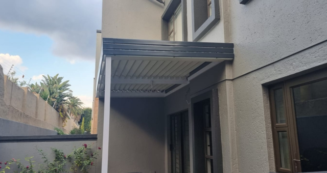 Adjustable-Loure-awnings-11