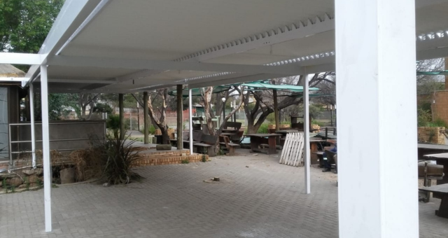 Adjustable-Loure-awnings-3