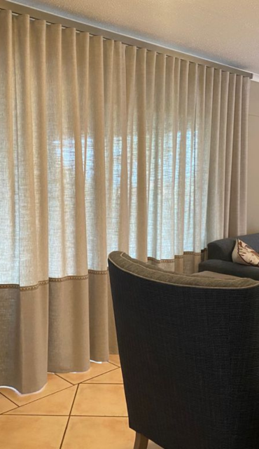 Adjustable-Loure-awnings-9-1