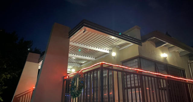 Adjustable-Loure-awnings-12